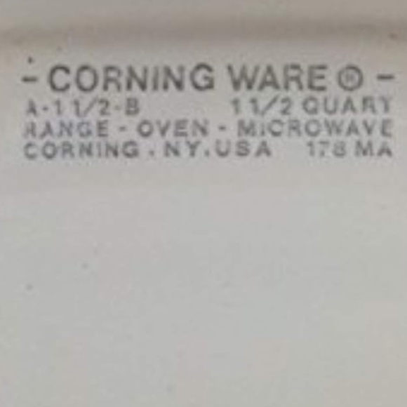 Corningware Le Persil La Sauge Spice of Life Bake Dish W/ Pyrex Lid - Picture 11 of 11